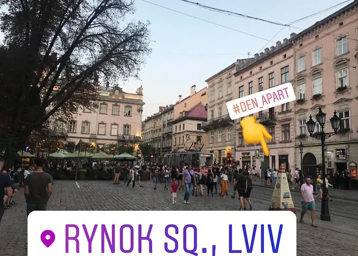 Den On Rynok Square *